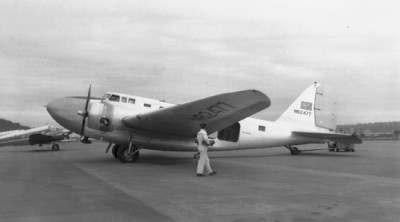 B-18A 39-025 N62477.jpg