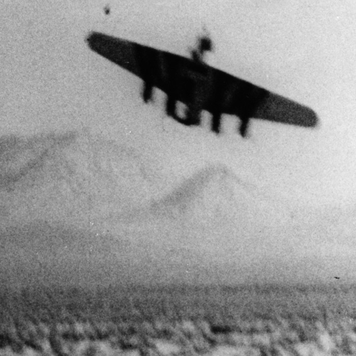 WT2-QB-17-Drone-Plunge - Copy.jpg