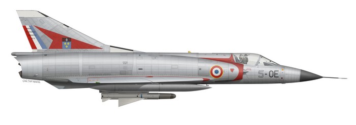 France, Mirage IIIC No 37, EC 2~5 Ile de France, juillet 1975.jpg