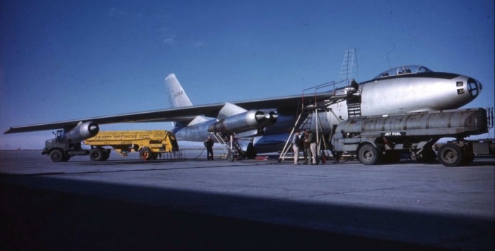 XB-47 46-066 2.jpg