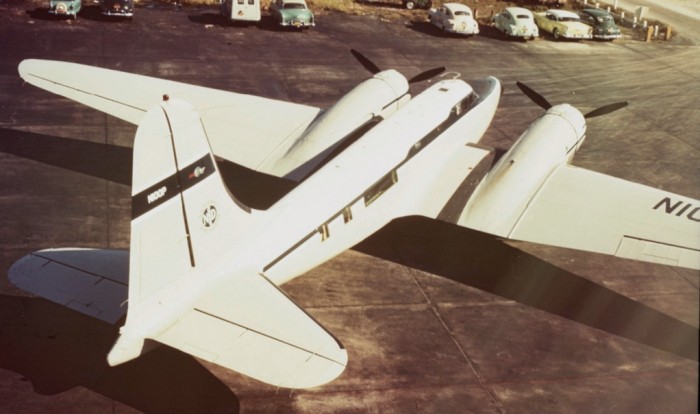 B-23 39-28 N100P 2.jpg