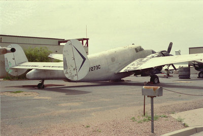 N-7273C Falcon Field 0400.jpg