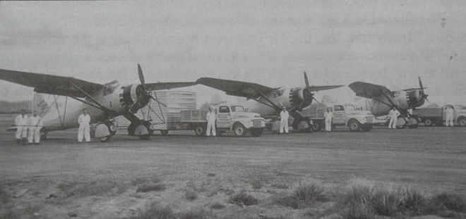 Lysanders - Westland dusting service.jpg