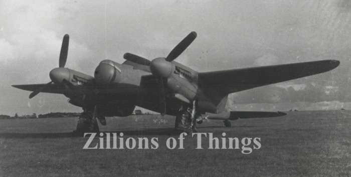 Mosquito PR.XVI MS686 2.jpg