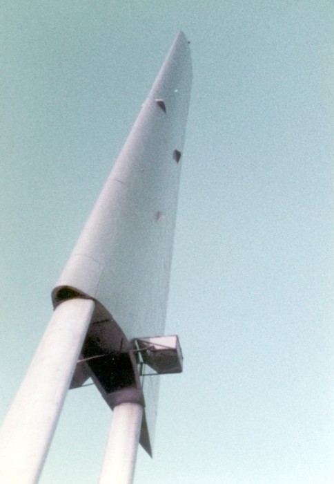 b-32wing@otaymesa.jpg