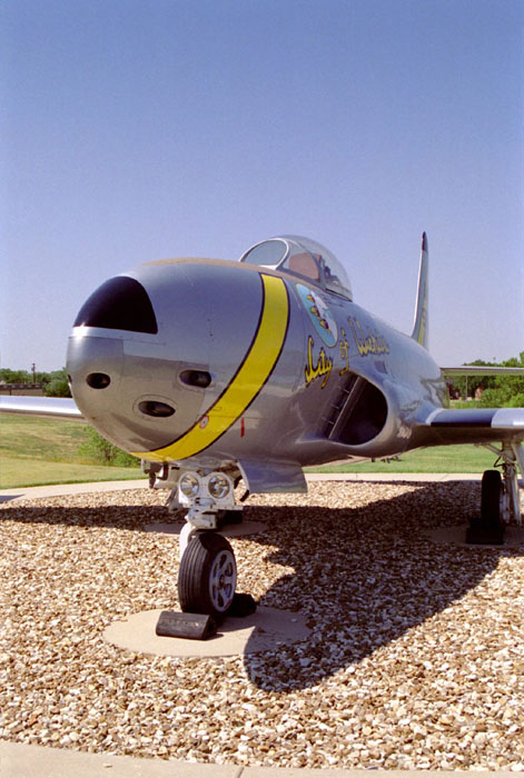 P-80  McConnell AFB KS Jul01 02.jpg